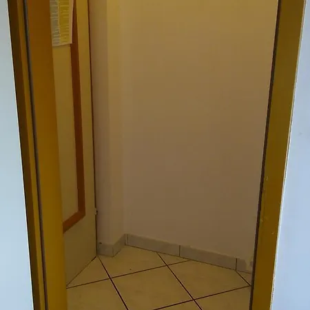 Double Stanici 14782e Vendégház 3*